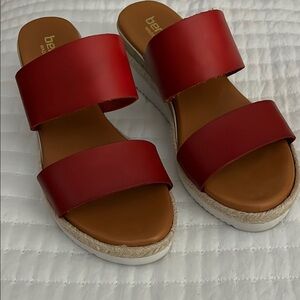 Bertuchi Women's Red Wedge Sandals